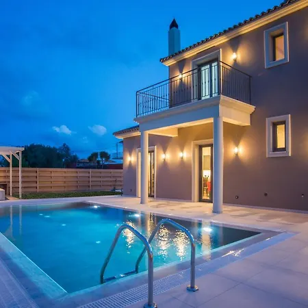 Luxury Chrisi スヴォロナータ