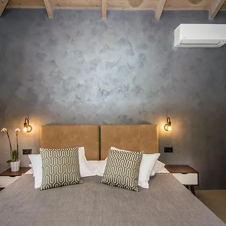 Luxury Chrisi ヴィラ *