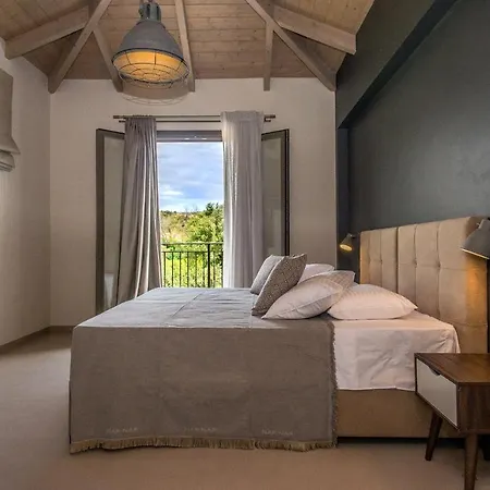 Villa Luxury Chrisi