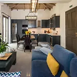 Vila Luxury Chrisi Svoronata