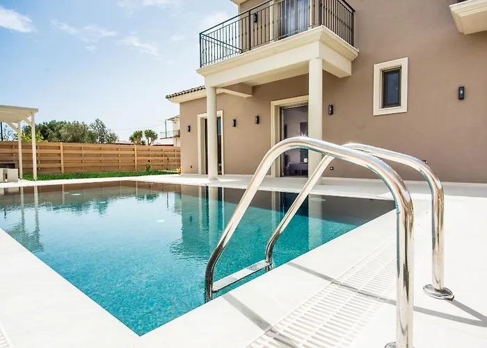 Villa Luxury Chrisi *